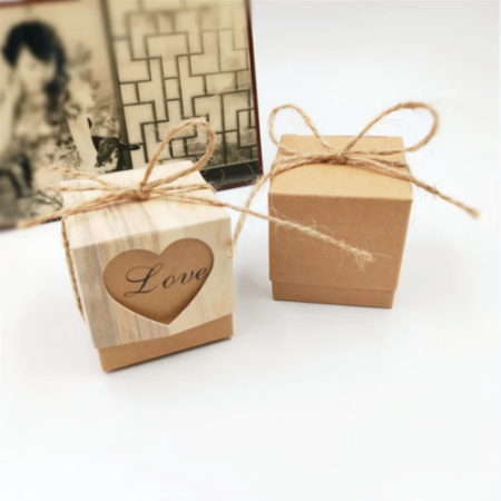 Heart-Shaped Small Gift Box Cover - Perfect for Precious Tokens